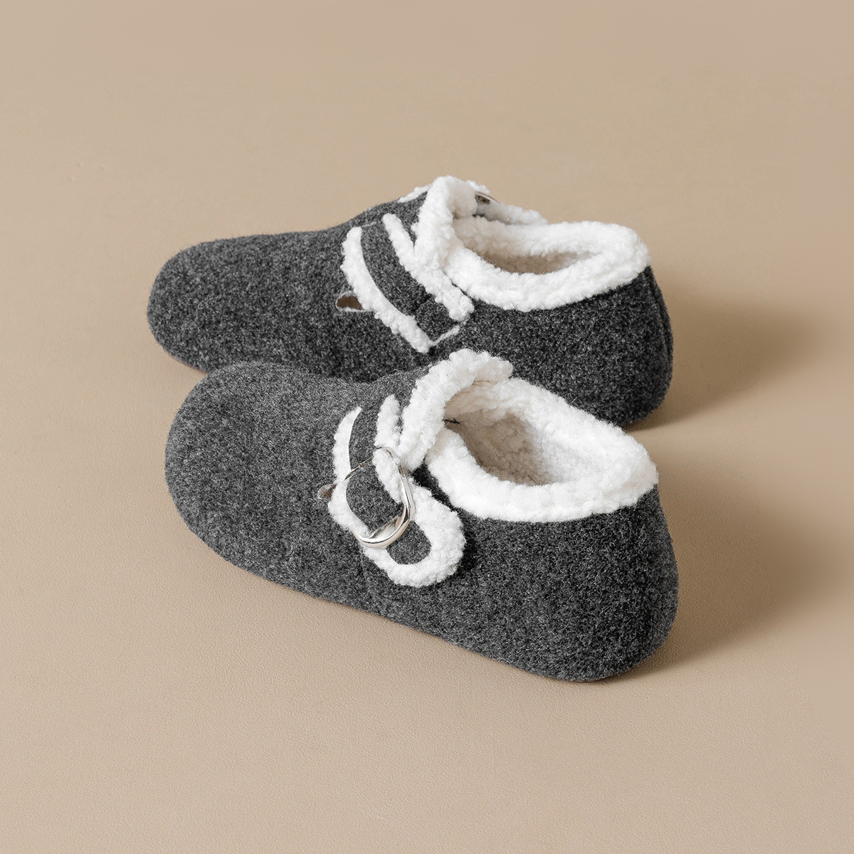 JHC-YW56 | Wool Felt & Suede Winter Shearling Fur-Lined - Fujian Jinhongchang Sports Goods Co., Ltd.