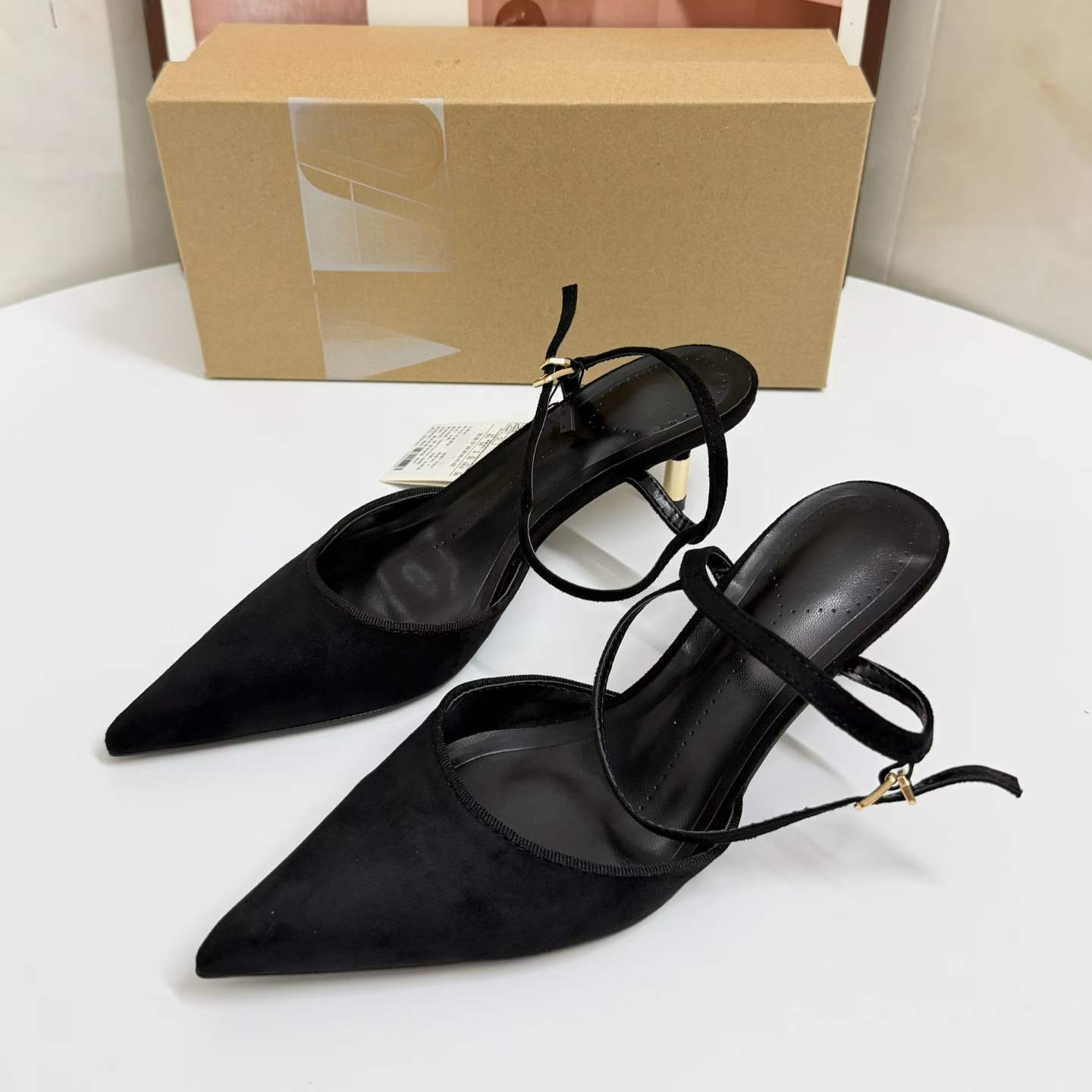 JHC-HB-296 | Minimalist Strap Pointed-Toe Kitten Heel Mule Slide - Fujian Jinhongchang Sports Goods Co., Ltd.