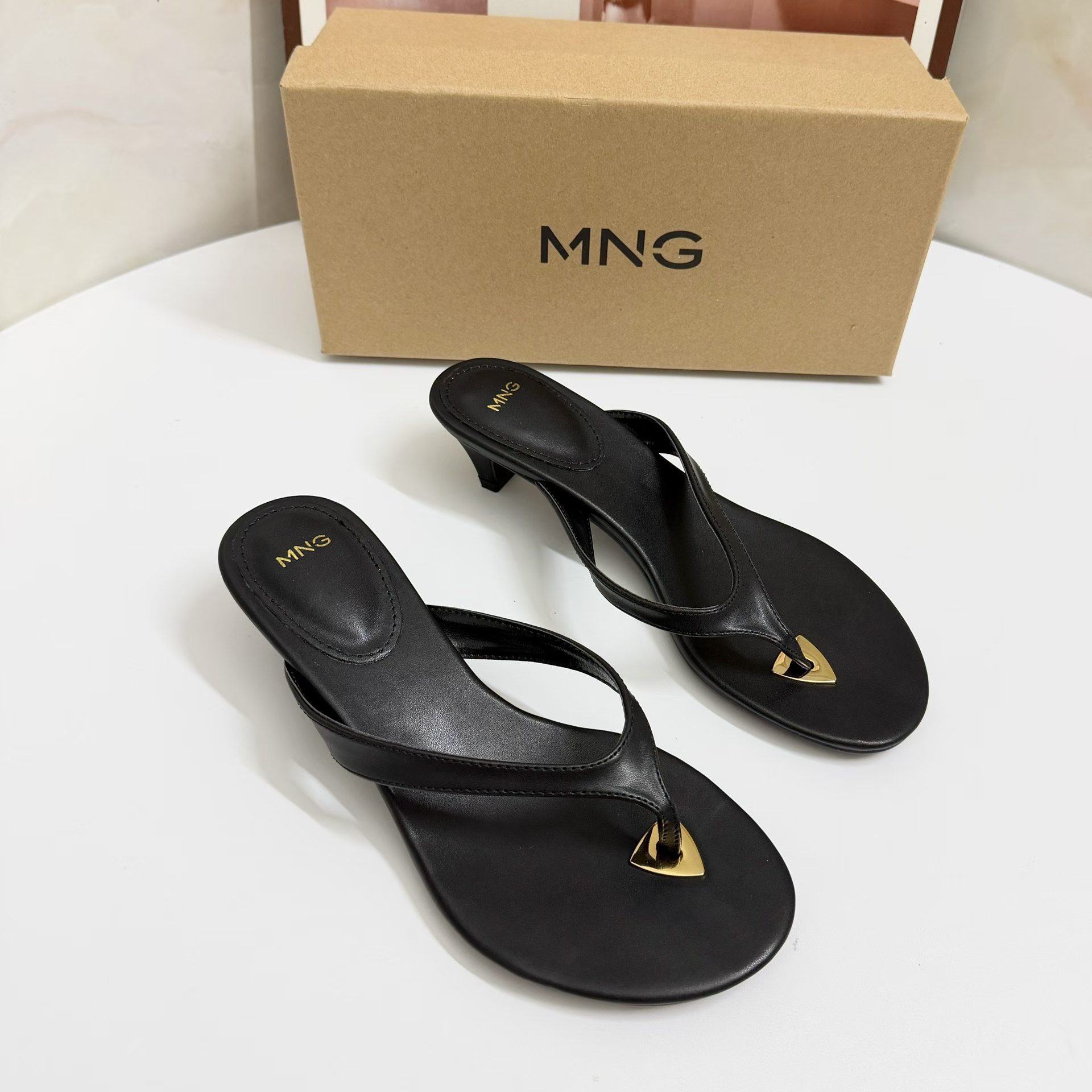 JHC-HB-019 | Metal Buckle Toe-Post Stiletto Heel Thong Flip-Flop angle 2