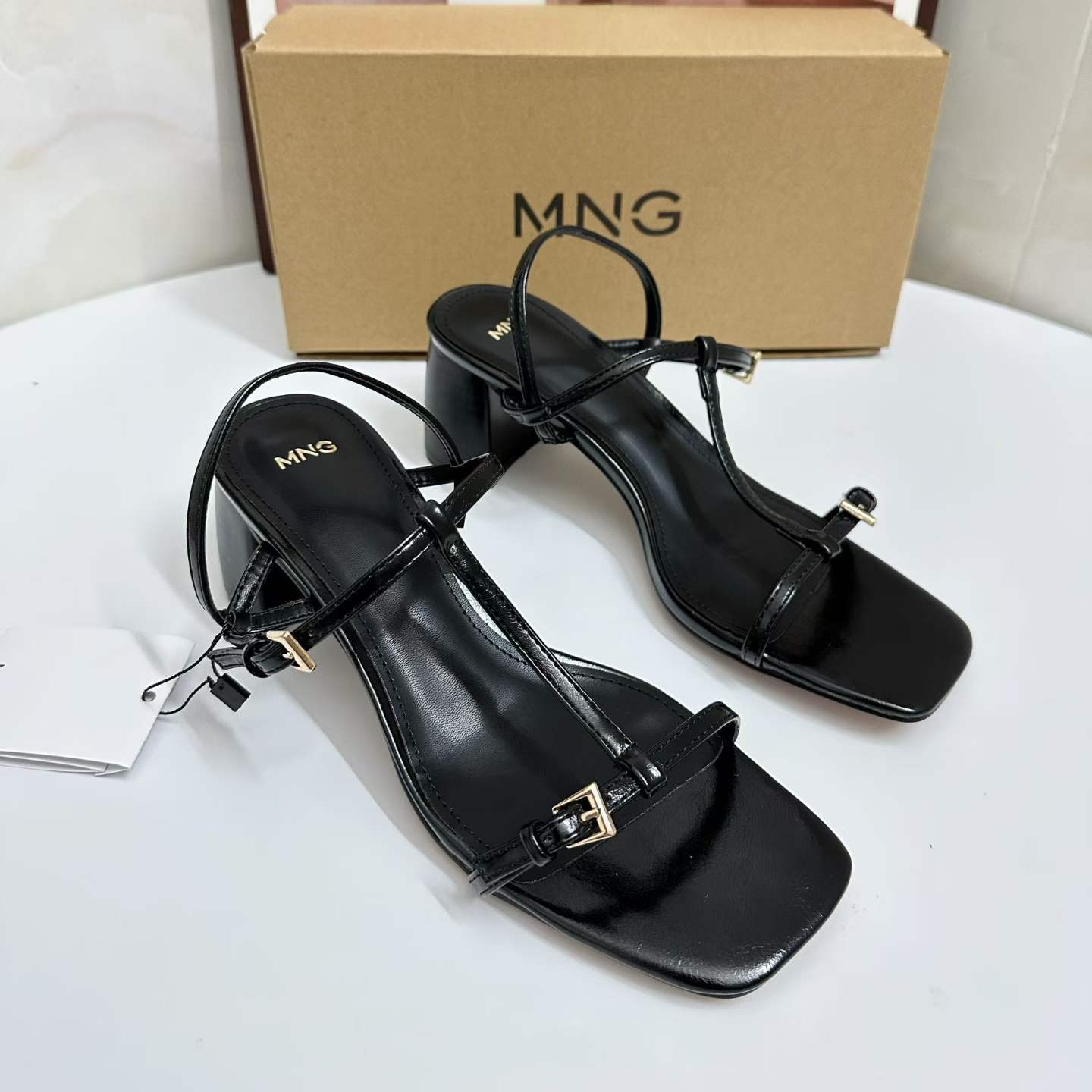 JHC-HB-080 | Square-Toe Block Heel Dress Sandal angle 3