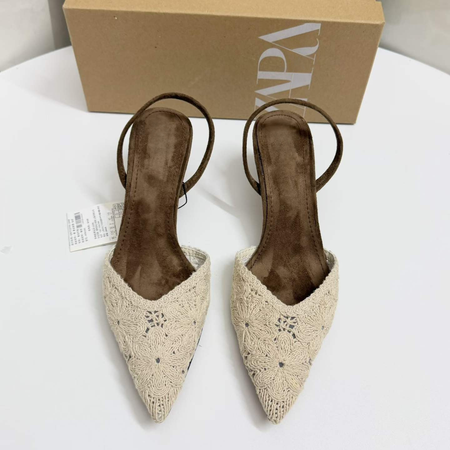 JHC-HB-033 | Embroidered Slingback Pointed-Toe Stiletto Heel Mule Slide - Fujian Jinhongchang Sports Goods Co., Ltd.