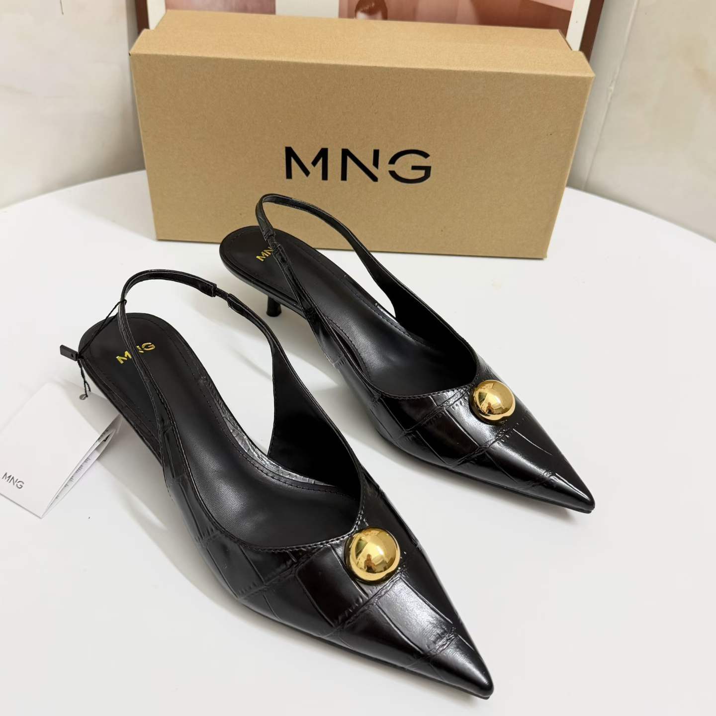 JHC-HB-155 | Pointed-Toe Mid-Heel Mule Slide angle 2