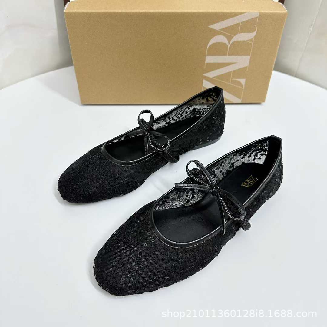 JHC-HB-312 | Woven Cutout Bow Detail Round-Toe Mary Jane Flat angle 2