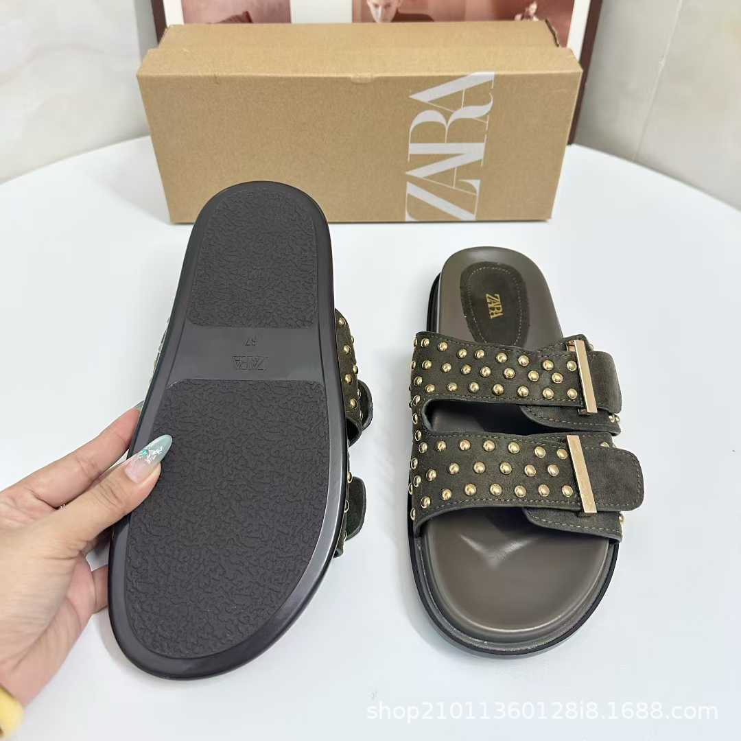 JHC-HB-195 | Platform Casual Slide Slipper angle 3
