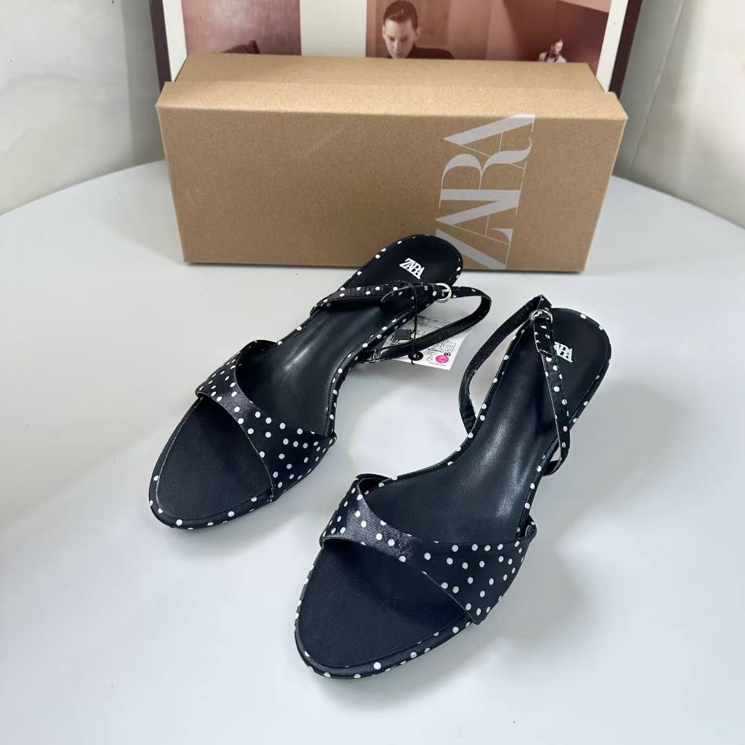 JHC-HB-258 | Metal Buckle Round-Toe Stiletto Heel Dress Sandal - Fujian Jinhongchang Sports Goods Co., Ltd.