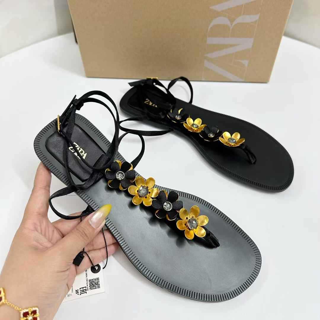 JHC-HB-126 | Metal Buckle Toe-Post Flat Casual Slide Slipper angle 2