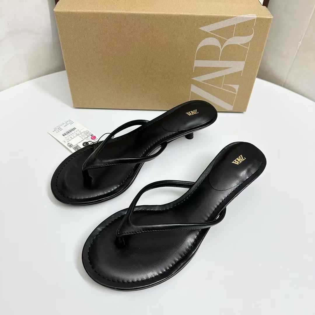 JHC-HB-051 | Round-Toe High-Heel Thong Flip-Flop angle 2