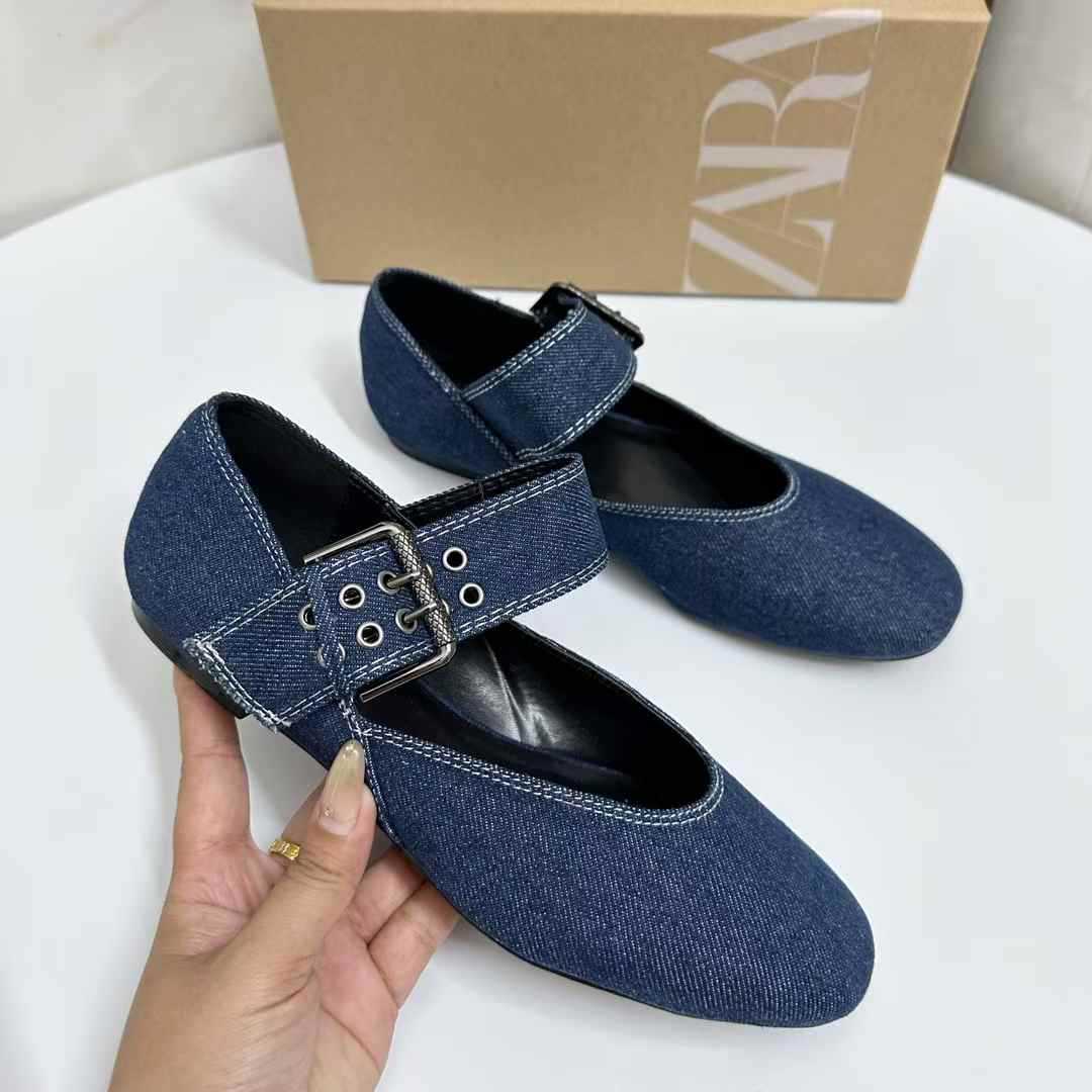 JHC-HB-235 | Metal Buckle Square-Toe Flat Ballet Flat angle 2