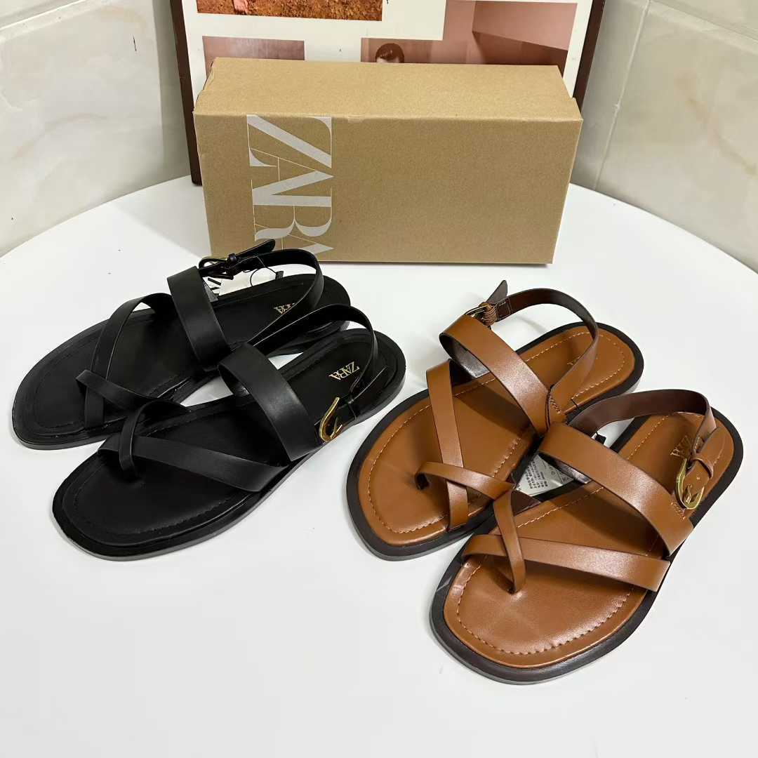 JHC-HB-164 | Square-Toe Flat Gladiator Sandal angle 2
