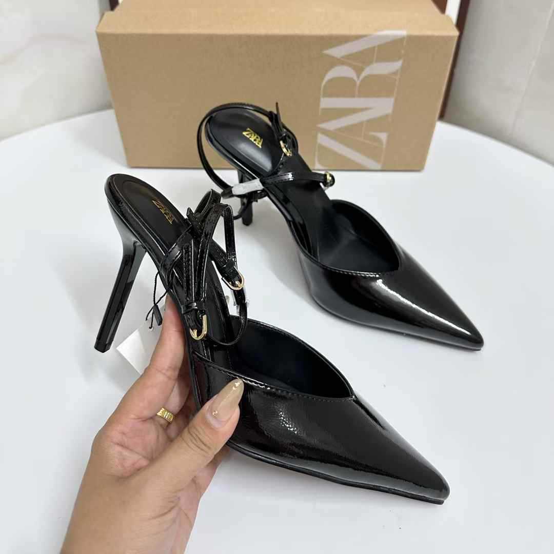 JHC-HB-075 | Patent Gloss Pointed-Toe Stiletto Heel Mule Slide angle 3