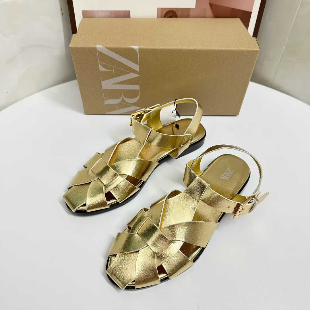 JHC-HB-112 | Woven Cutout Closed-Toe Flat Gladiator Sandal angle 2