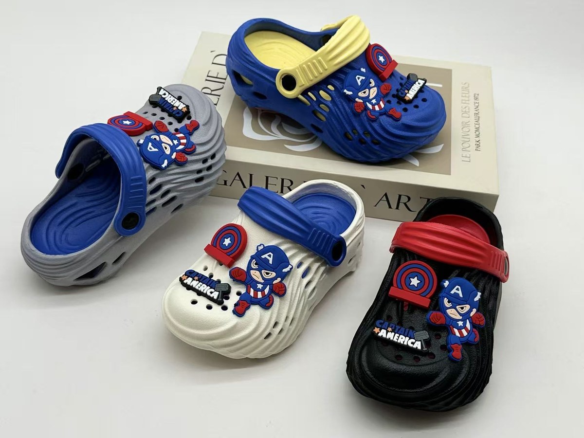 JHC-KIDS-054 | Pivoting Strap Anti-Slip Kids Foam Sandal (Kids Sizes) - Fujian Jinhongchang Sports Goods Co., Ltd.