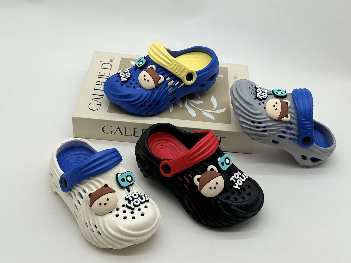JHC-KIDS-055 | Cute Cartoon 3D Charm Kids EVA Clog (Kids Sizes) - Fujian Jinhongchang Sports Goods Co., Ltd.