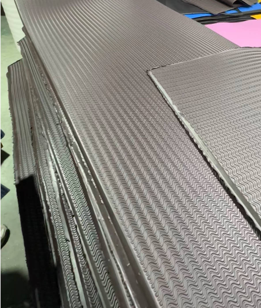 JHC-WR10 | Custom EVA & Rubber Outsole Sheets / Pre-Cut angle 2